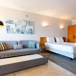 #198 Mar Pool & Location דירה