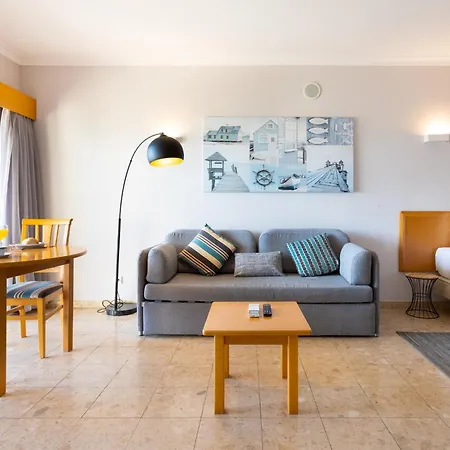 Apartamento #198 Mar Pool & Location