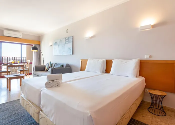 #198 Mar Pool & Location Apartament *