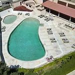 #198 Mar Pool & Location * Portimão